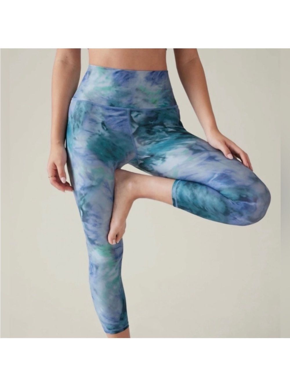 NWT New ATHLETA Salutation Stash High Rise Pocket Crop Legging Blue Tie Dye XXS